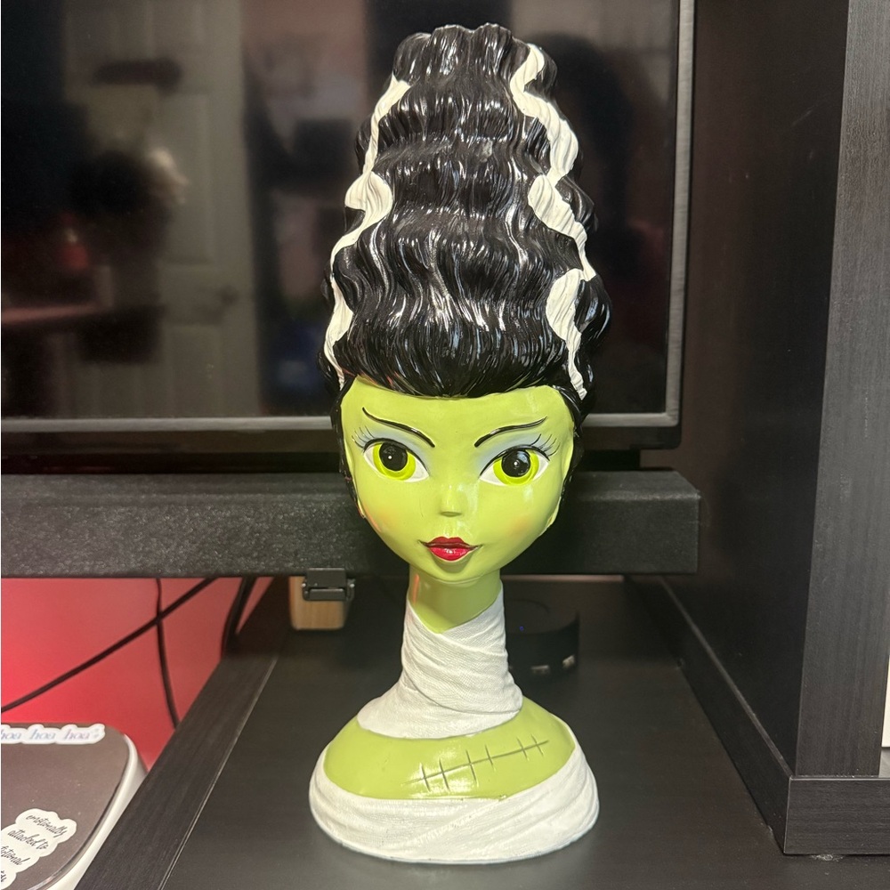 TJMaxx Bride of Frankenstein Head